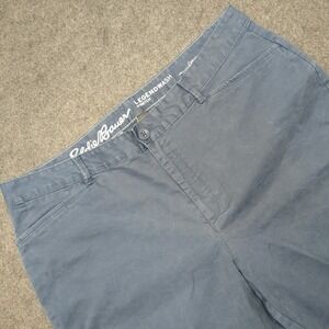 Eddie Bauer Women's Size 18 Curvy Fit Legend Wash Stretch Shorts Blue